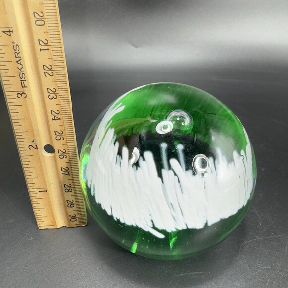 Venetian Glass Paperweight Bulls Eye Manganese 365nm Green UV Glow Italian Glass - Picture 7 of 13